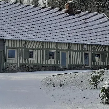 Aux Oiseaux Qui Chantent ! Holiday home *
